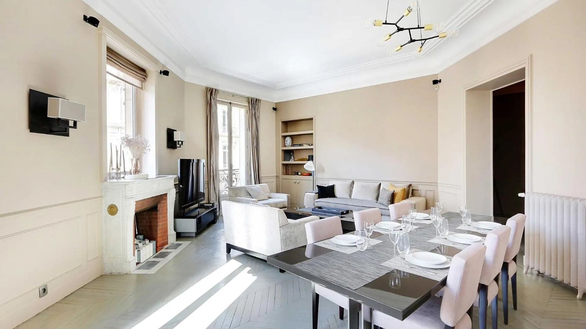 Elegant Aprt- 2Bdr 4P Close To The Champs Elysees Paris