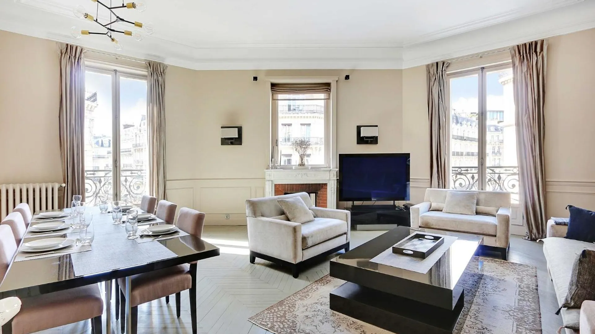 Elegant Aprt- 2Bdr 4P Close To The Champs Elysees contacts